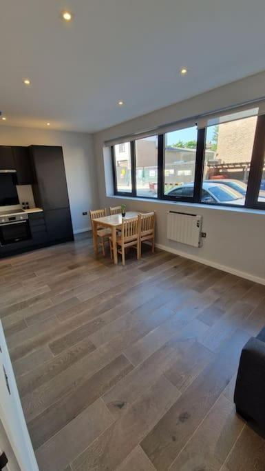 Dream Apartment Finchley 4 Min Walk To The Train Hendon Dış mekan fotoğraf